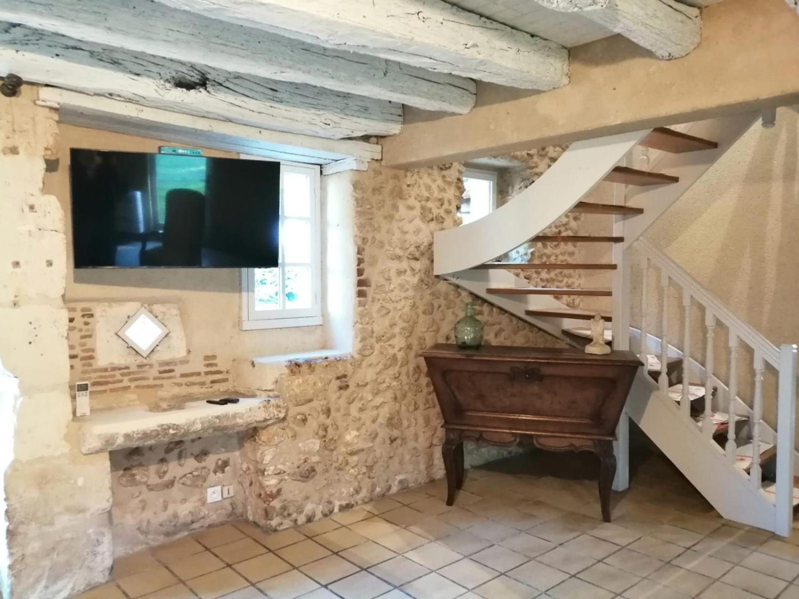 Gite Les Mareillauds - Piscine Salon Exteriér fotografie