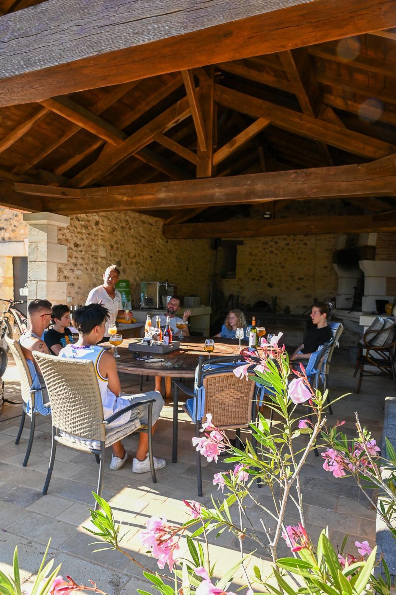 Gite Les Mareillauds - Piscine Salon Exteriér fotografie
